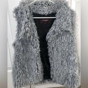 Johnston and Murphy faux fur vest size large